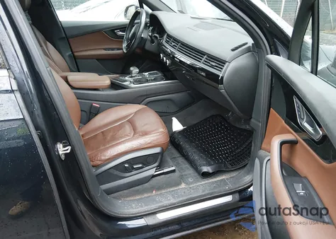 2017 Audi Q7 2.0T Premium z USA, uszkodzony, nr VIN WA1LHAF77HD048996